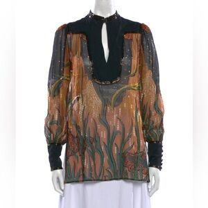 Gucci Blouse sheet with beaded embellishment throughout